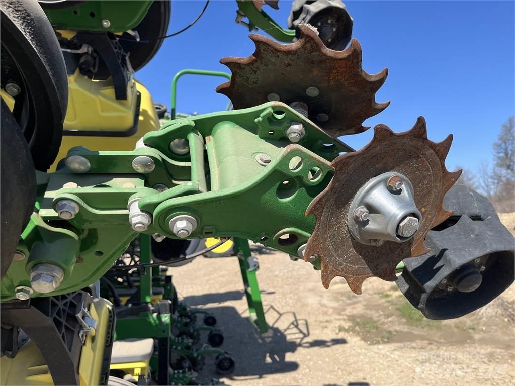 TCM 12R38 Plantmachines