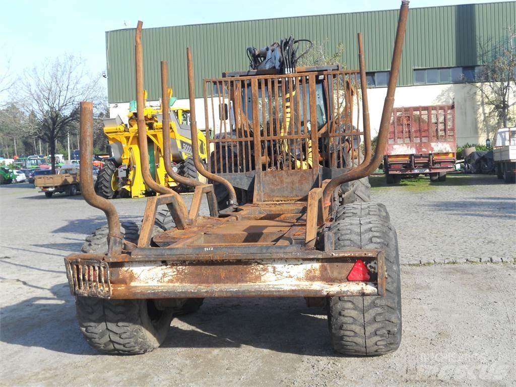 Valtra N121 Kranen & laders