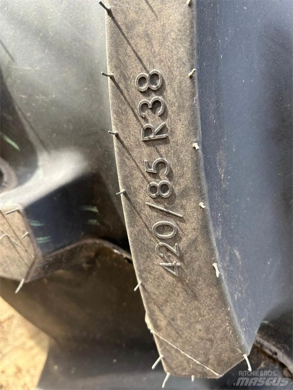  Wheels & tyres Banden, wielen en velgen