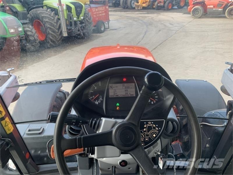 Kubota M7131 Tractoren