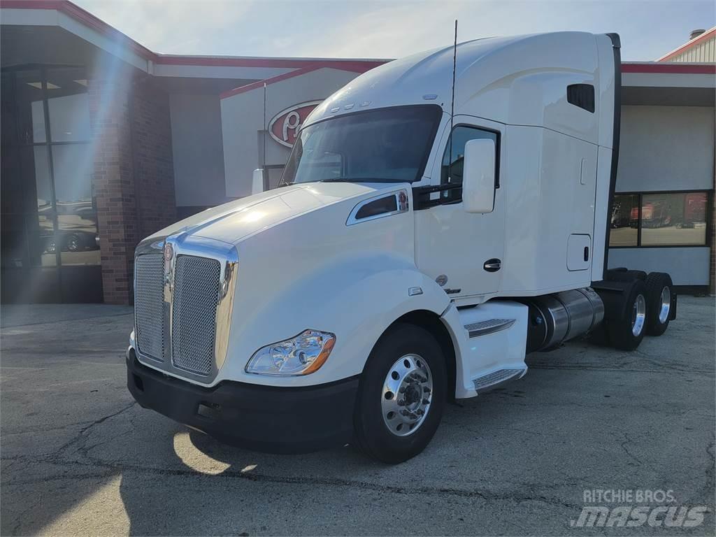 Kenworth T680 Trekkers
