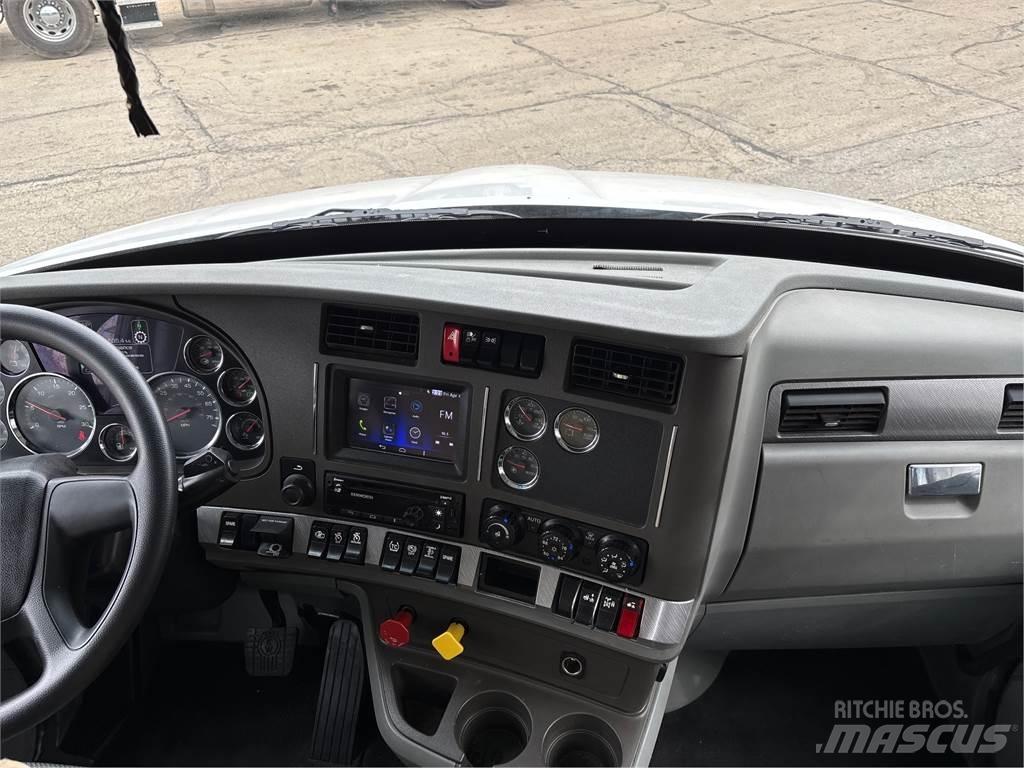 Kenworth T680 Trekkers