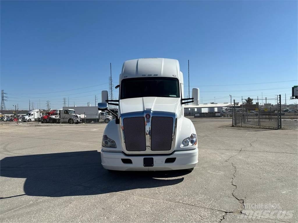 Kenworth T680 Trekkers