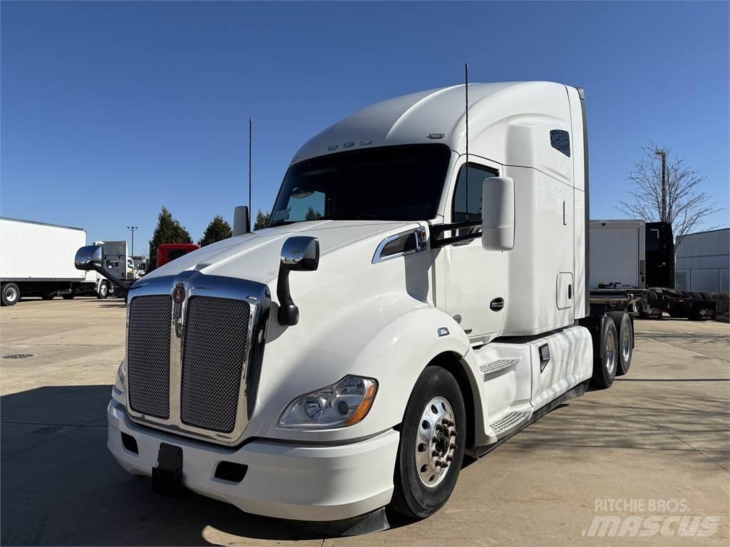 Kenworth T680 Trekkers