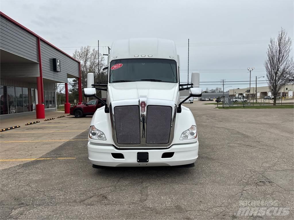 Kenworth T680 Trekkers