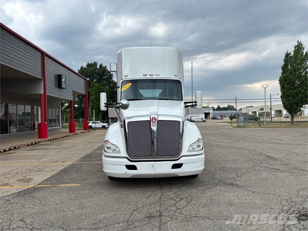 Kenworth T680 Trekkers