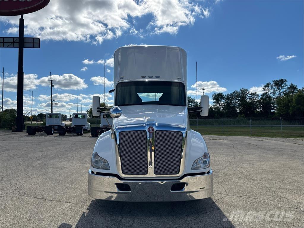 Kenworth T680 Trekkers