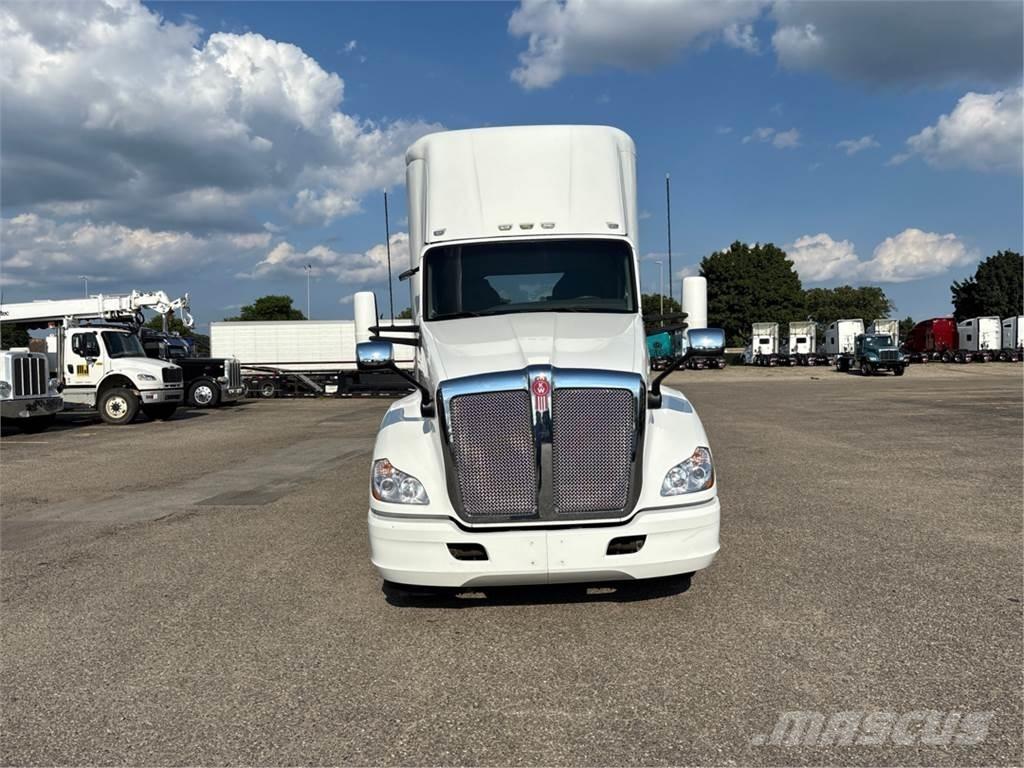 Kenworth T680 Trekkers