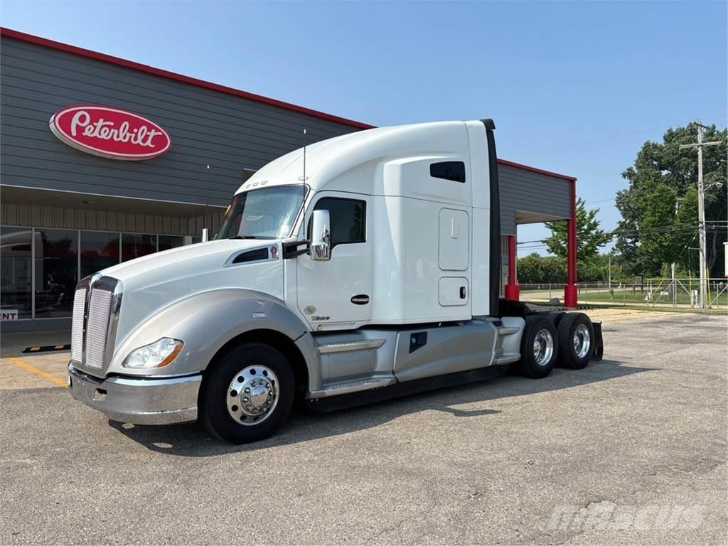 Kenworth T680 Trekkers