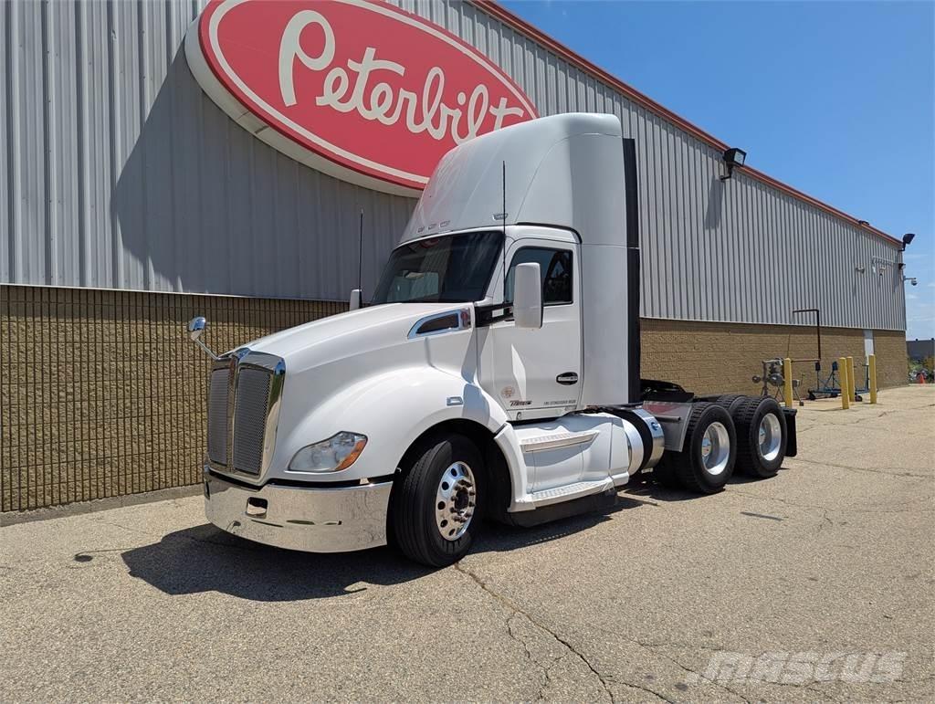 Kenworth T680 Trekkers