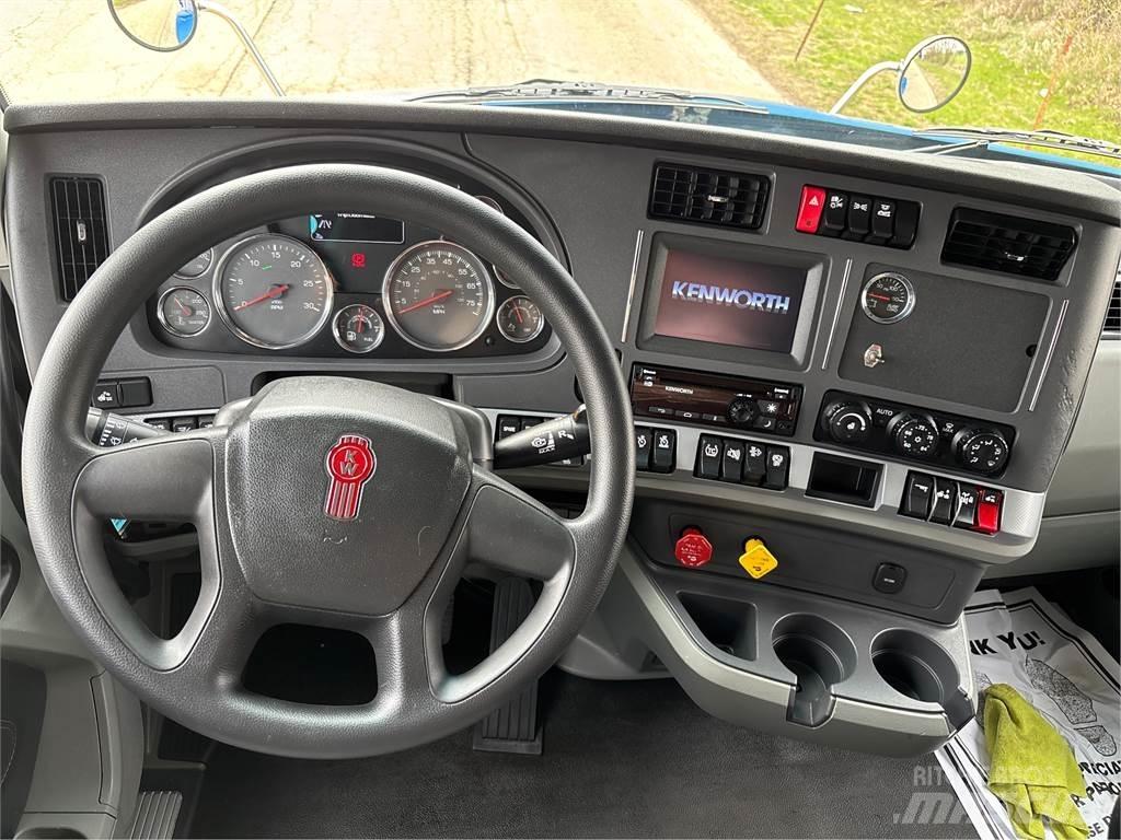 Kenworth T880 Trekkers