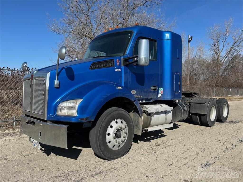 Kenworth T880 Trekkers