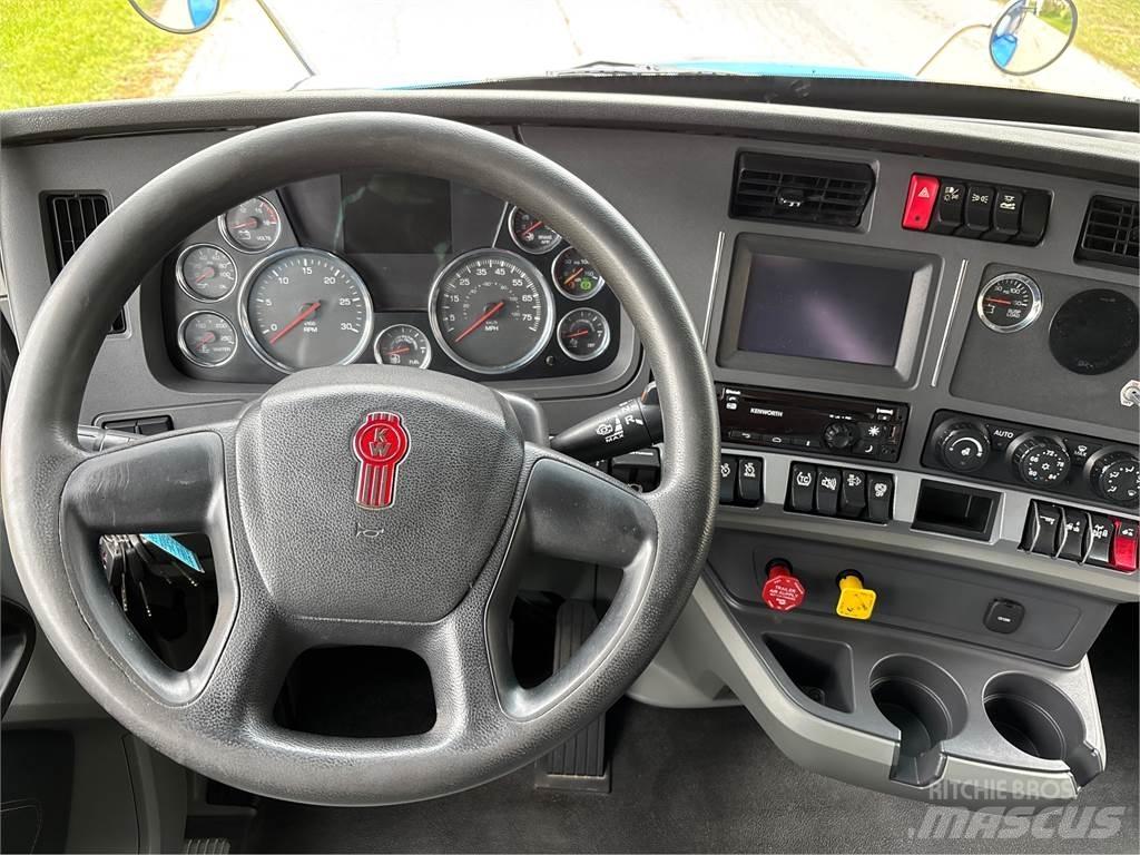 Kenworth T880 Trekkers