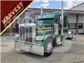 Peterbilt 389 Trekkers