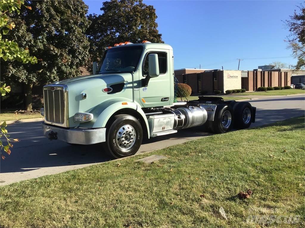 Peterbilt 567 Trekkers