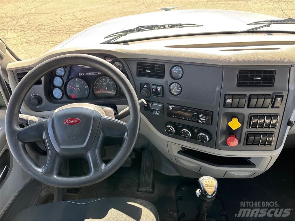 Peterbilt 567 Trekkers