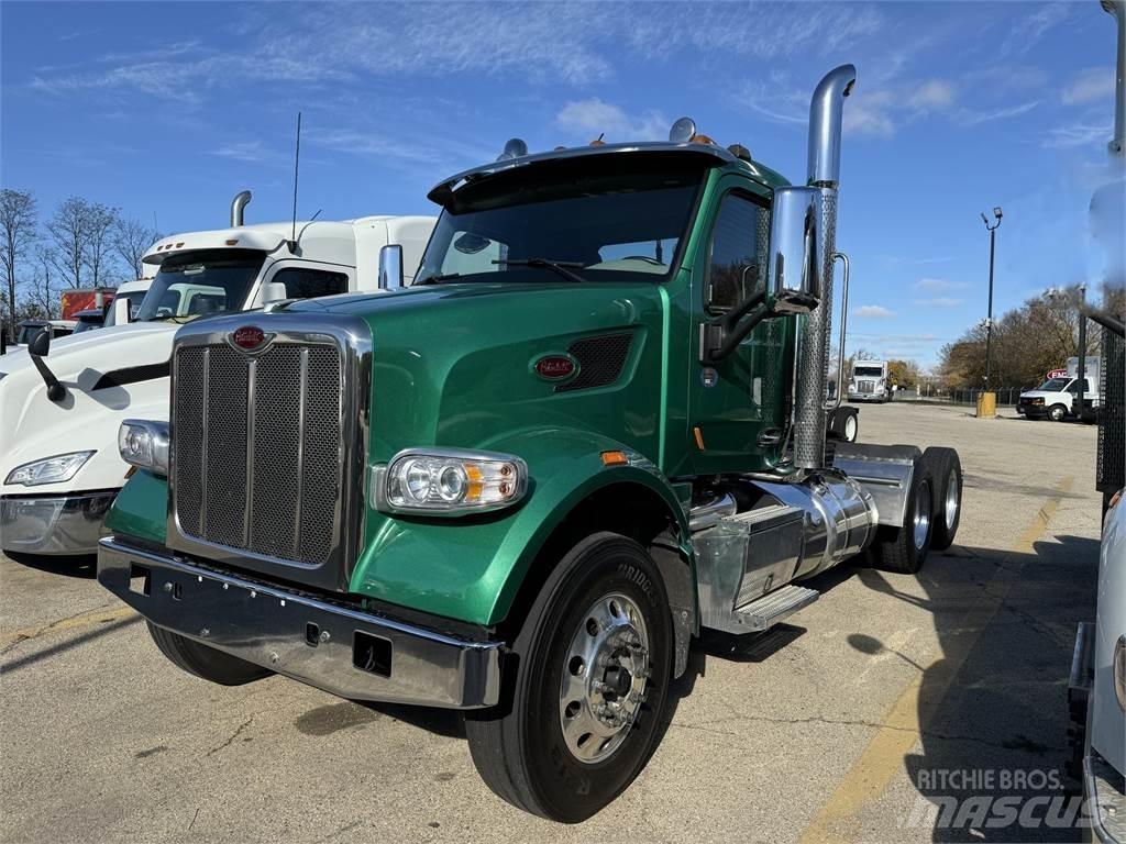 Peterbilt 567 Trekkers