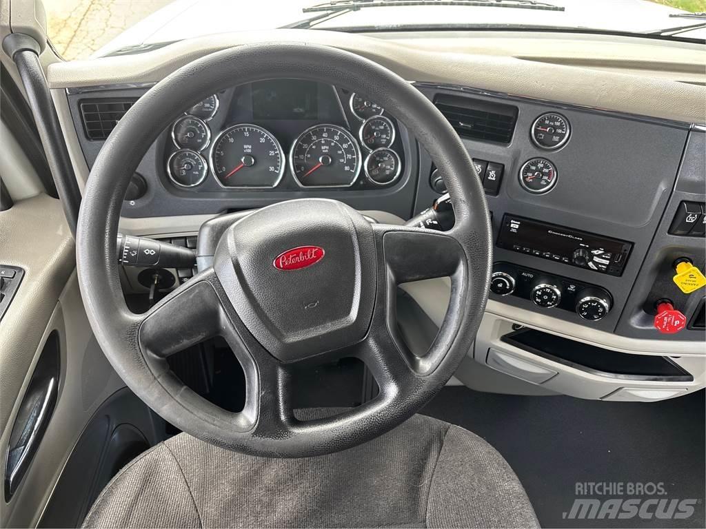 Peterbilt 567 Trekkers