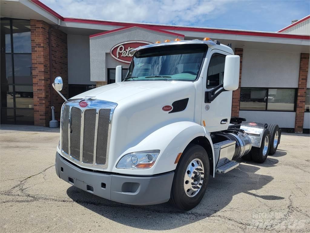 Peterbilt 579 Trekkers