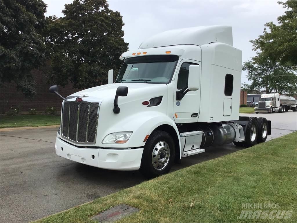 Peterbilt 579 Trekkers