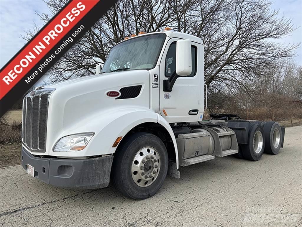Peterbilt 579 Trekkers