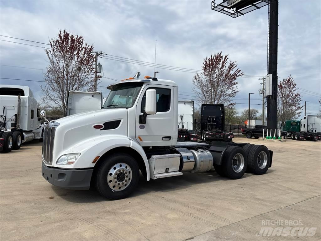 Peterbilt 579 Trekkers