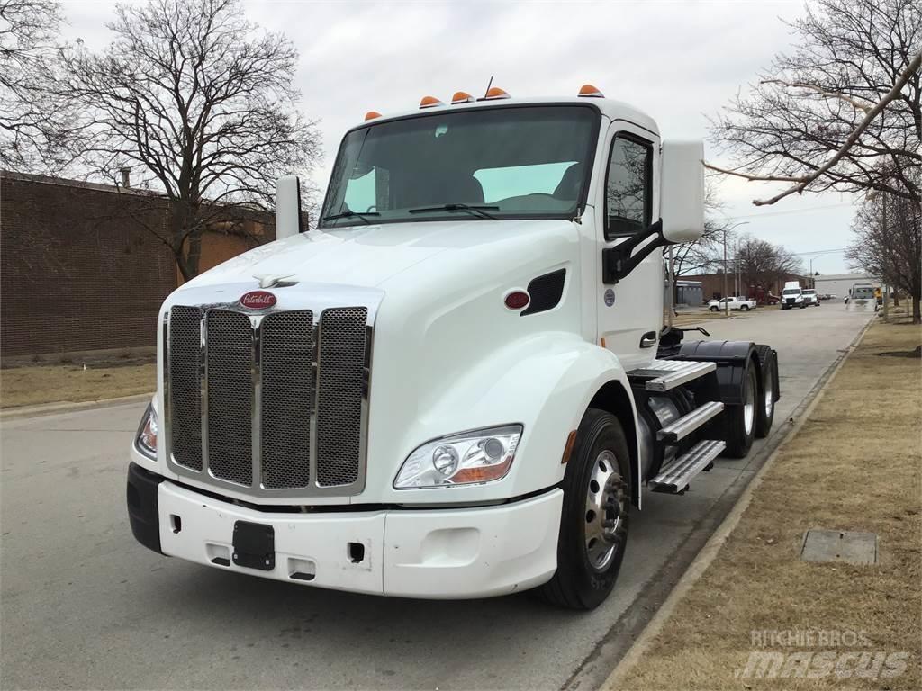 Peterbilt 579 Trekkers