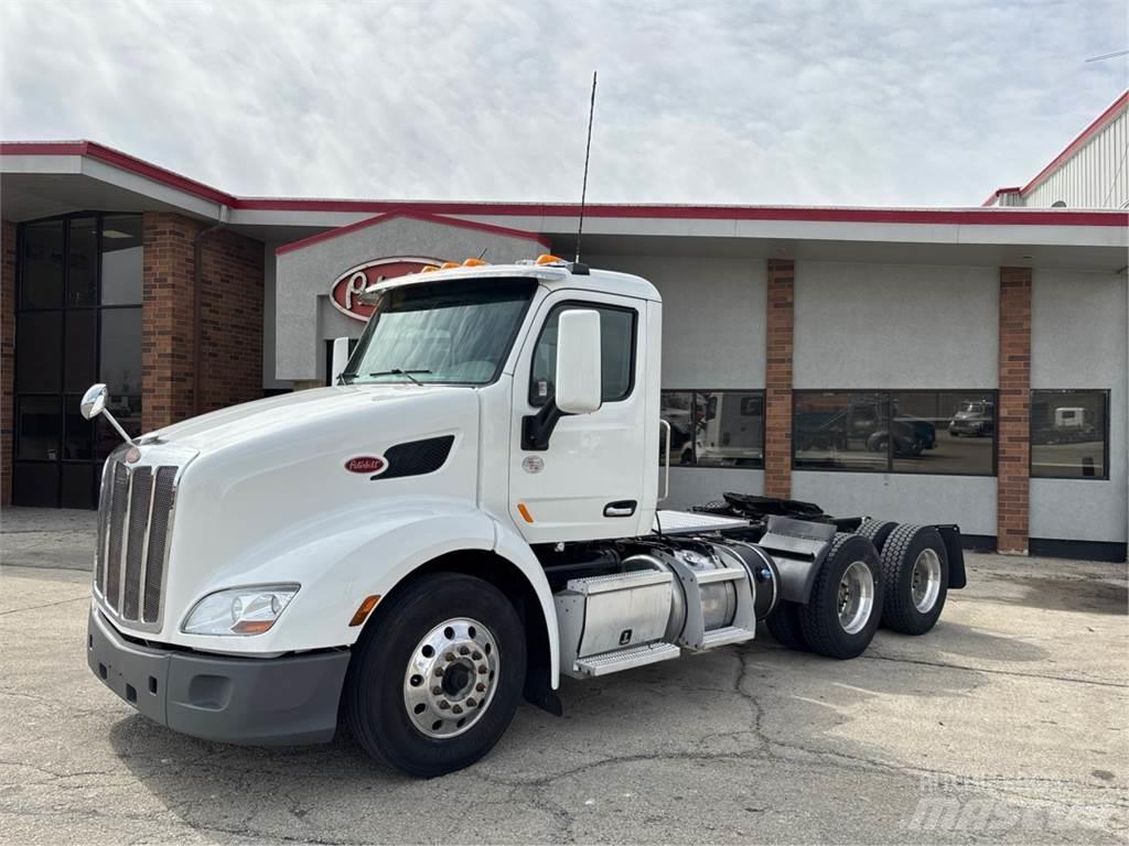 Peterbilt 579 Trekkers