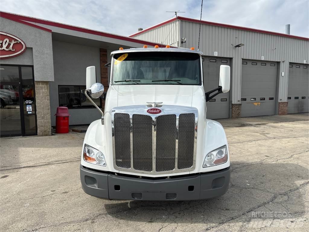 Peterbilt 579 Trekkers