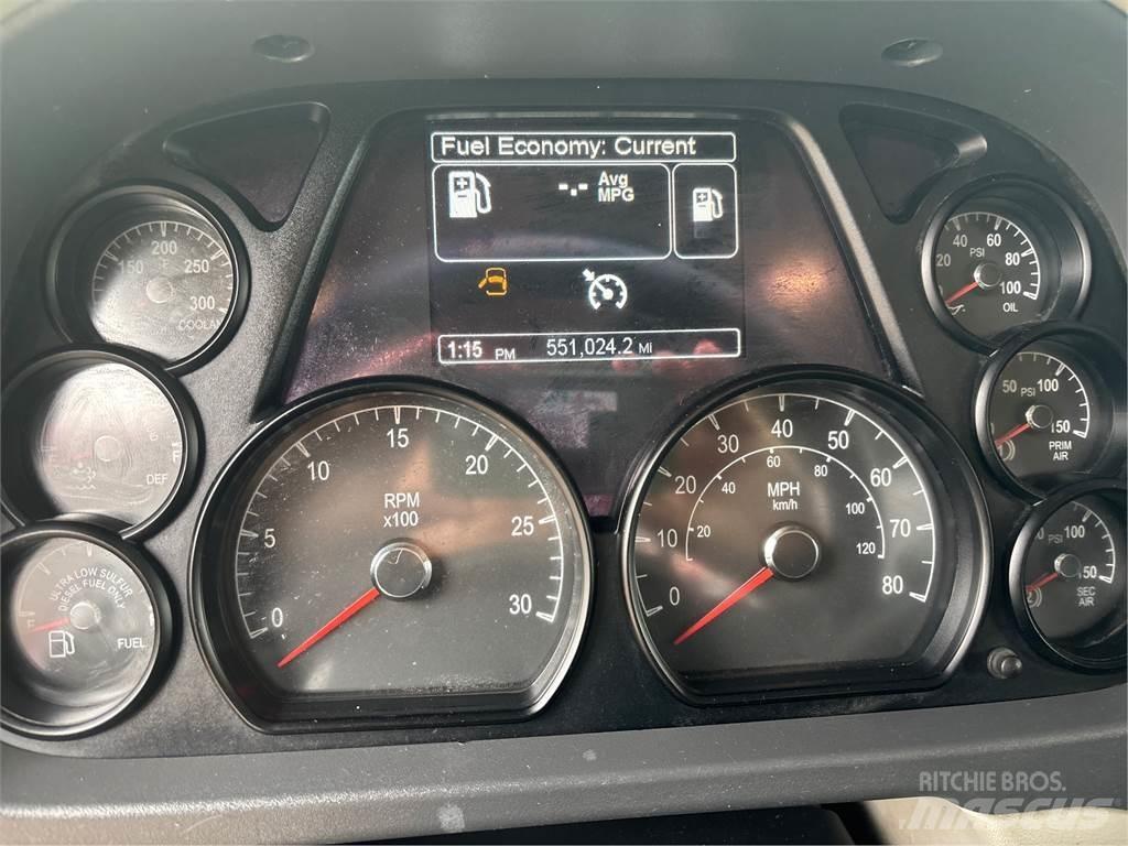 Peterbilt 579 Trekkers