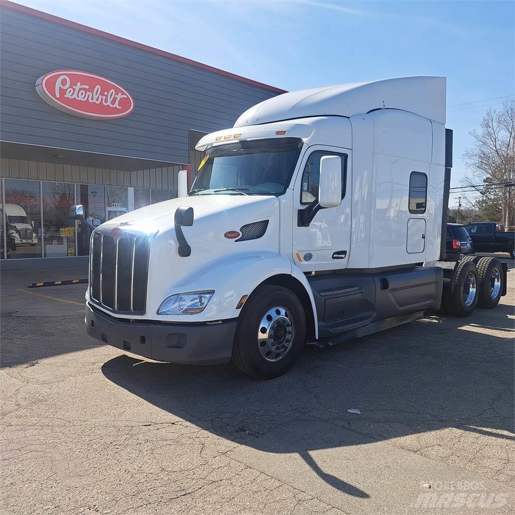 Peterbilt 579 Trekkers