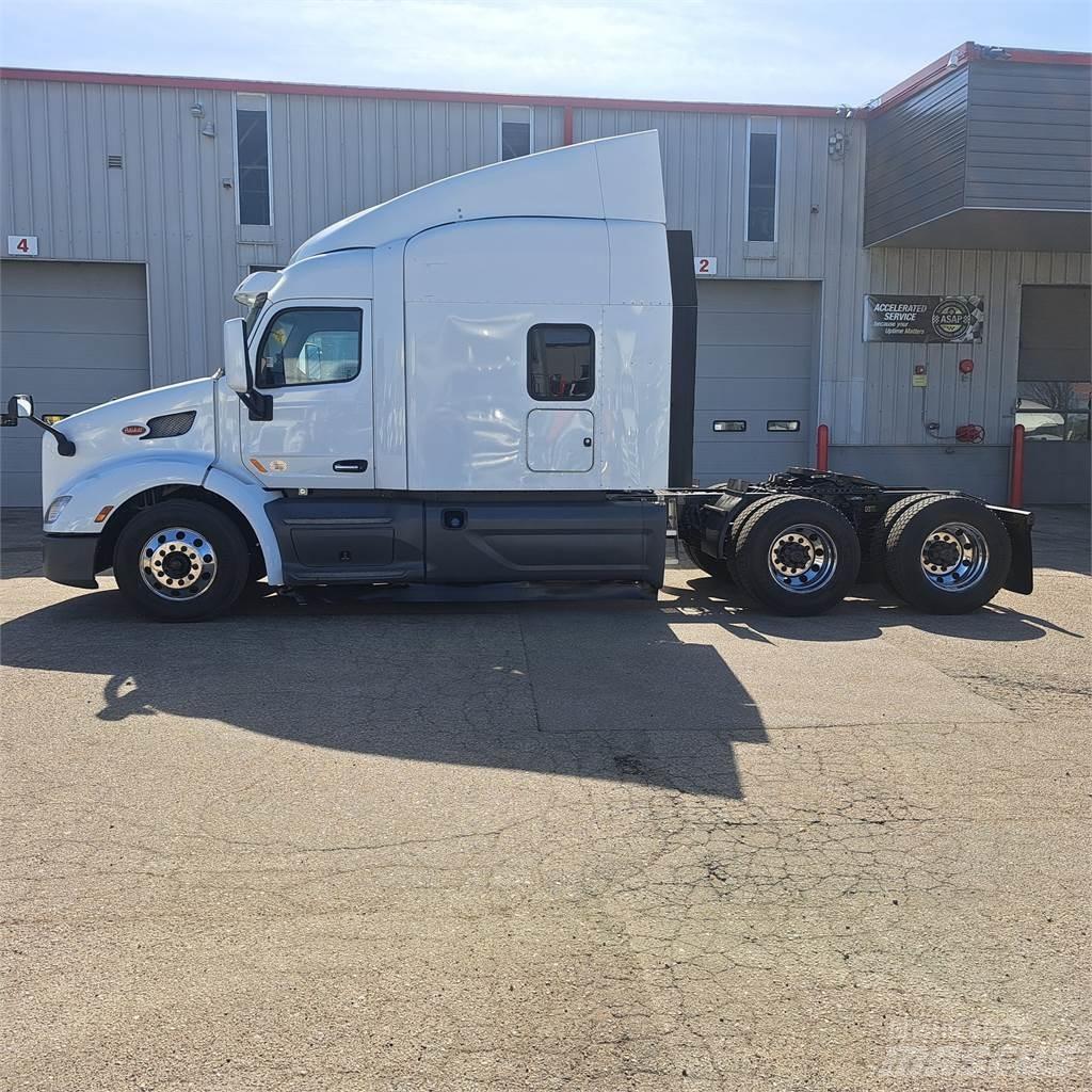 Peterbilt 579 Trekkers