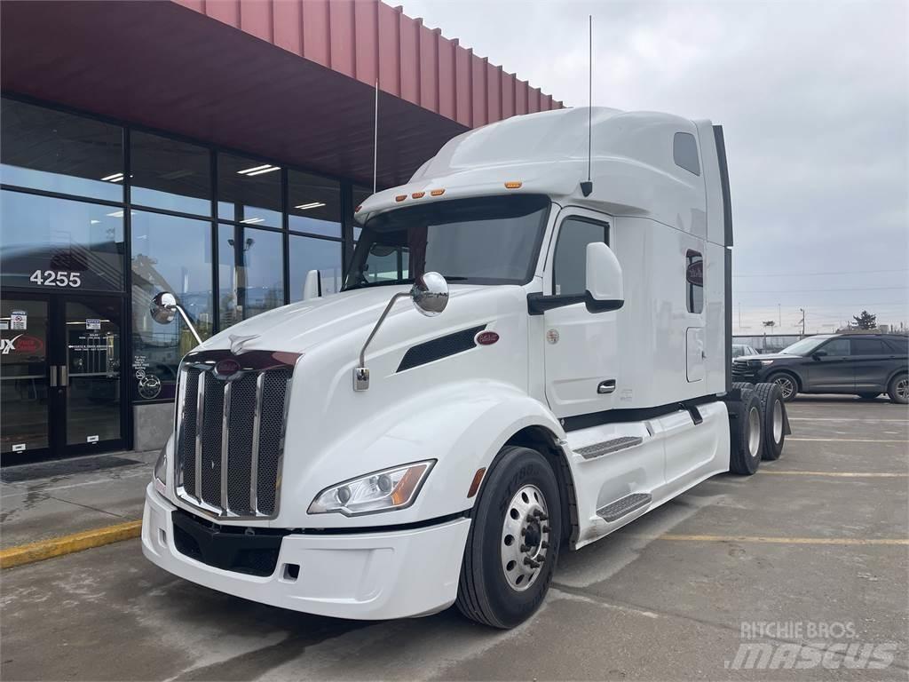 Peterbilt 579 Trekkers