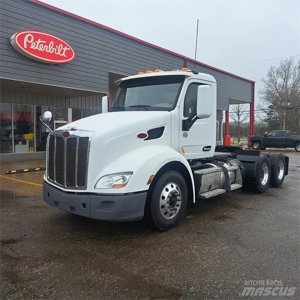 Peterbilt 579 Trekkers