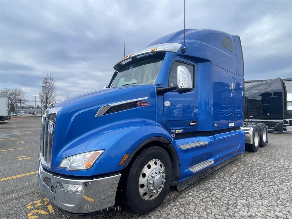 Peterbilt 579 Trekkers