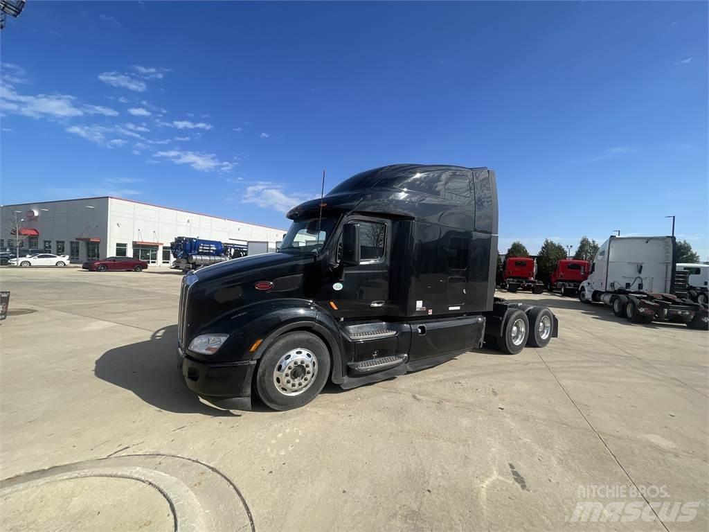 Peterbilt 579 Trekkers