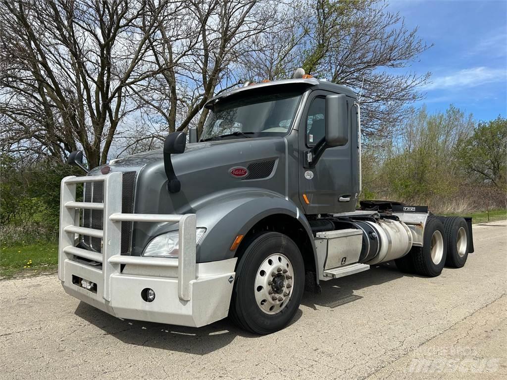 Peterbilt 579 Trekkers