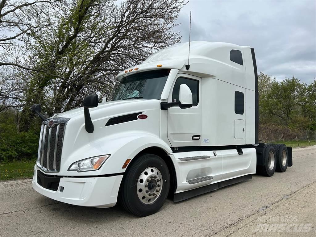 Peterbilt 579 Trekkers