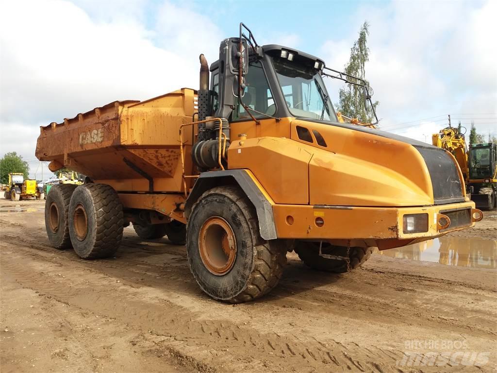 CASE 330 Knik dumptrucks