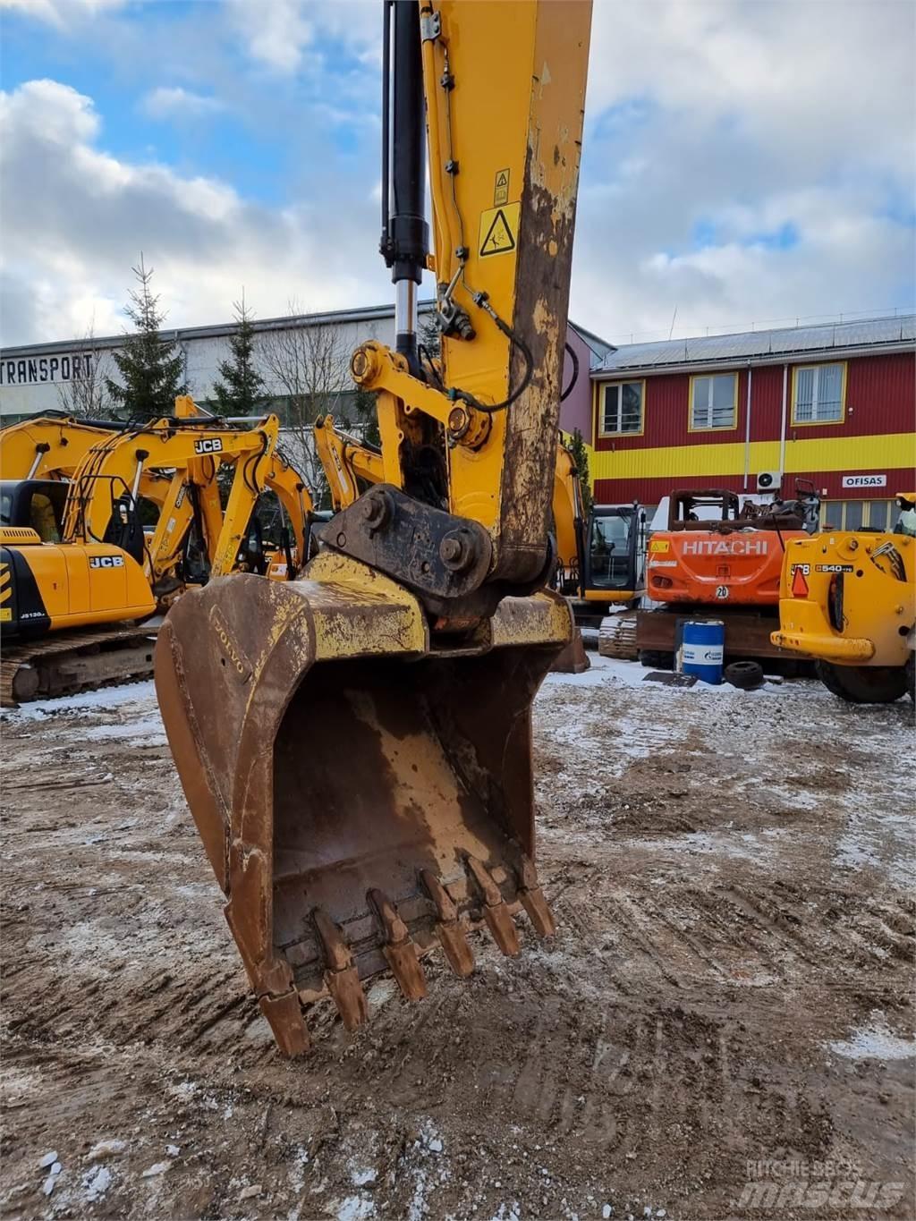 JCB JS220LC Plus Rupsgraafmachines