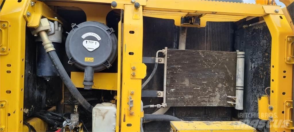 Komatsu PC210LC Rupsgraafmachines