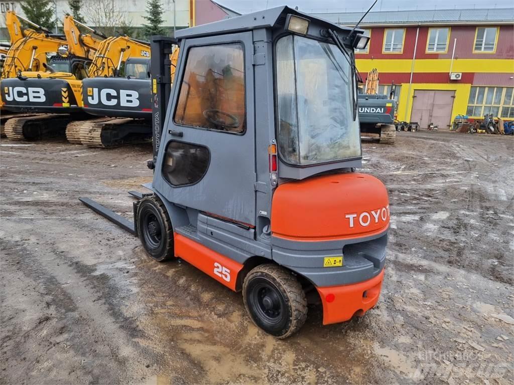 Toyota FD25 Diesel heftrucks