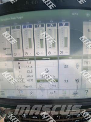 John Deere 7230R Tractoren