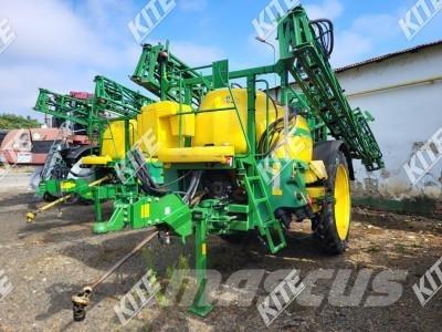 John Deere 732I/27M Getrokken spuitmachines