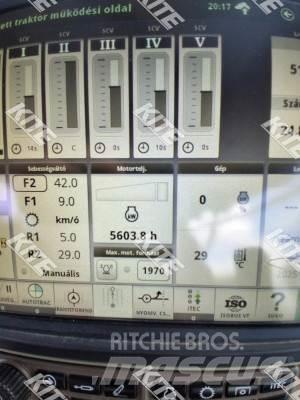 John Deere 8270R Tractoren