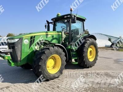 John Deere 8335R Tractoren