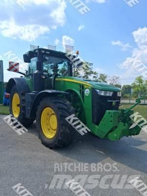 John Deere 8370R Tractoren