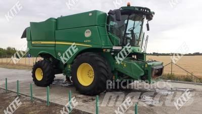 John Deere S670 Maaidorsmachines