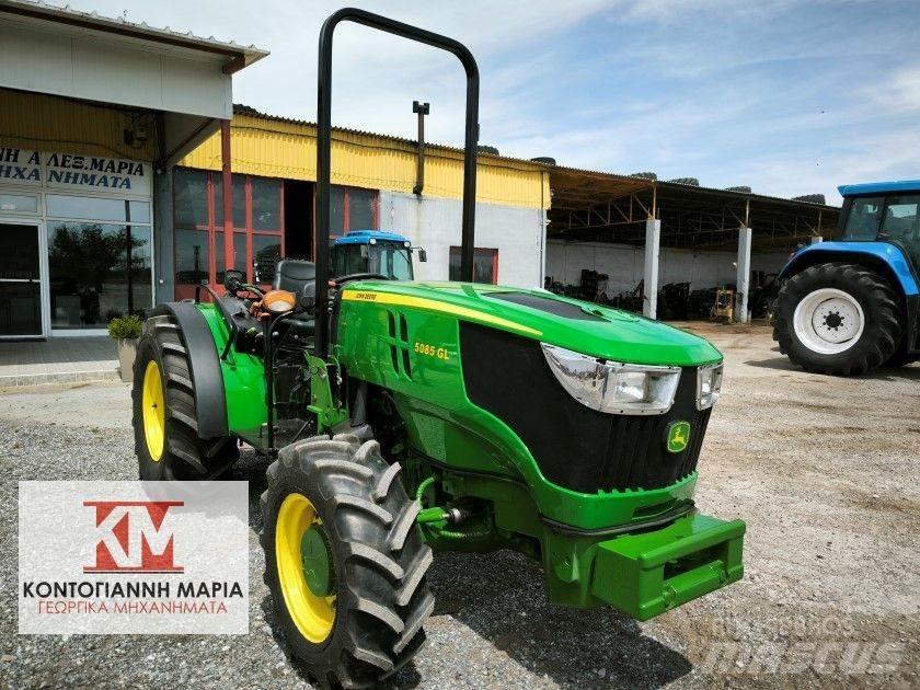John Deere 5085 GL Tractoren