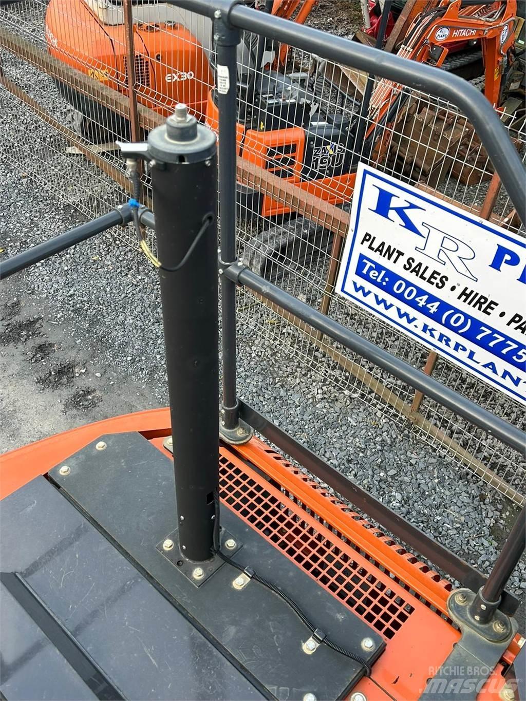 Hitachi ZX130LCN-6 Rupsgraafmachines